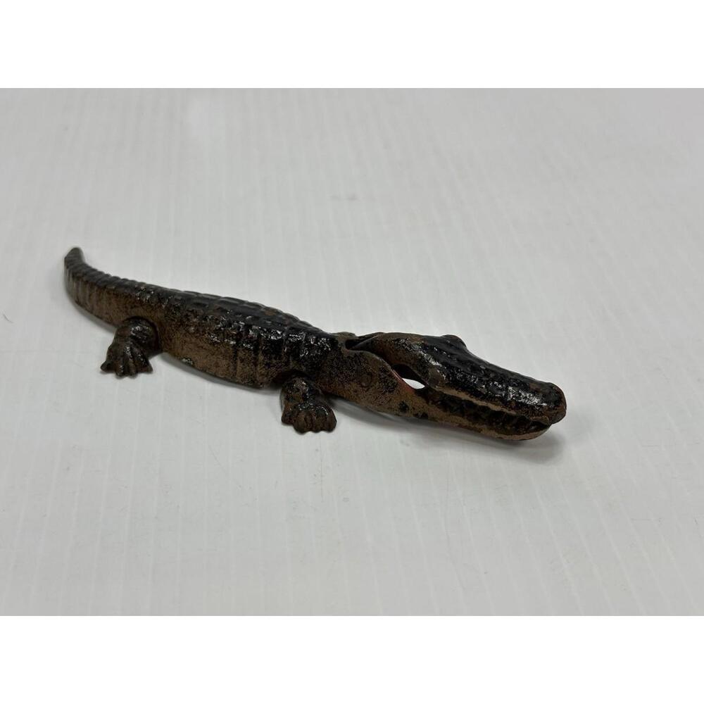 Antique Cold Painted Cast Iron Alligator‎ Crocodile Nut Cracker Patina